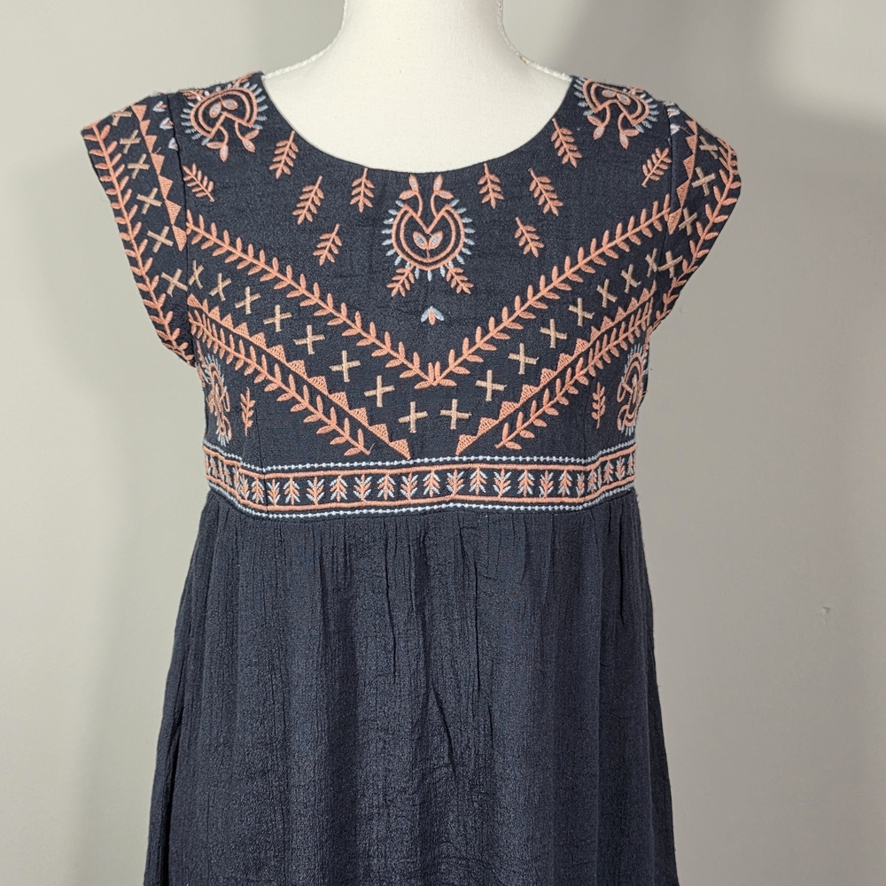 THML Embroidered Boho Dress XS Black Sleeveless Lined Mini Floral Tribal Flowy - Picture 4 of 10